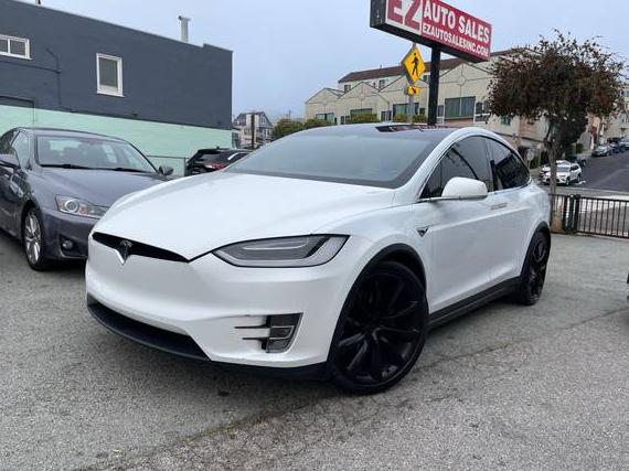 TESLA MODEL X 2017 5YJXCBE27HF034154 image
